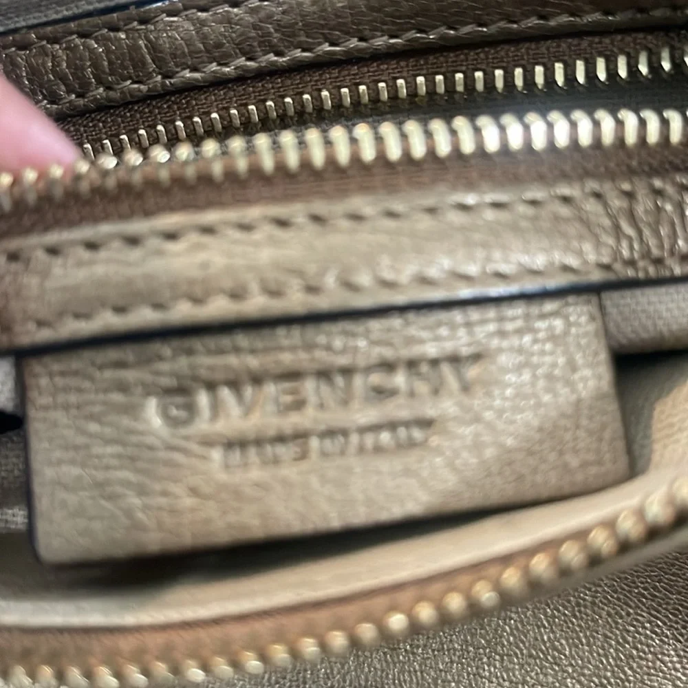 Givenchy Pandora Mini crossbody bag golden brown - Picture 16 of 17